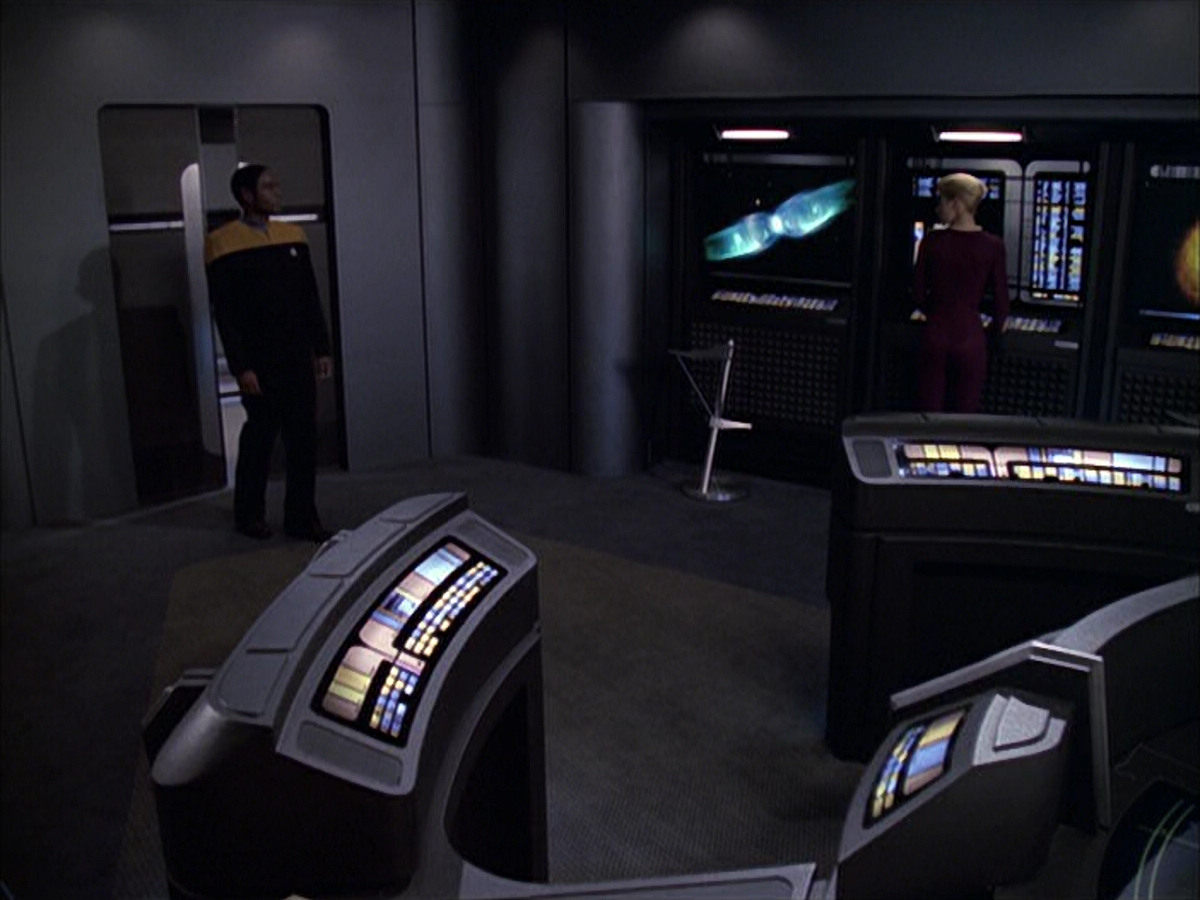 extant_StarTrek_VOY_6x15-Tsunkatse_03466.jpg