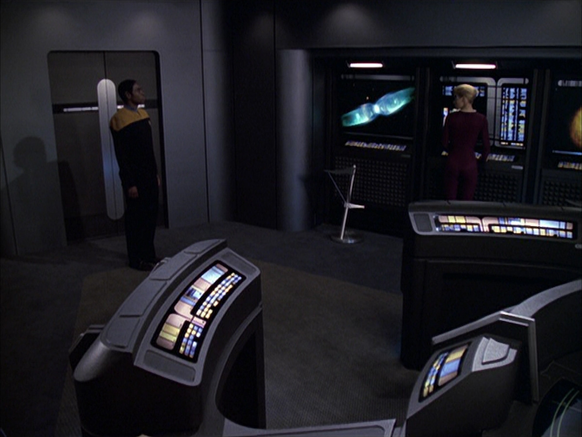 extant_StarTrek_VOY_6x15-Tsunkatse_03468.jpg