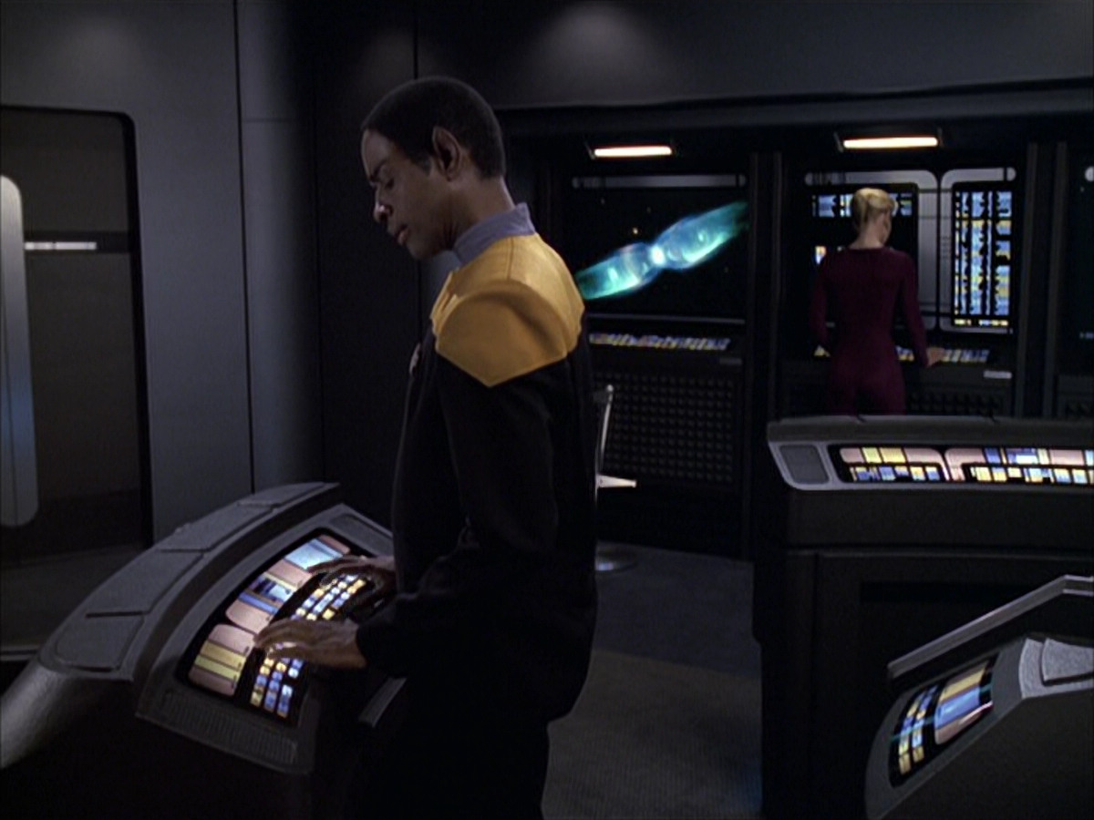 extant_StarTrek_VOY_6x15-Tsunkatse_03479.jpg