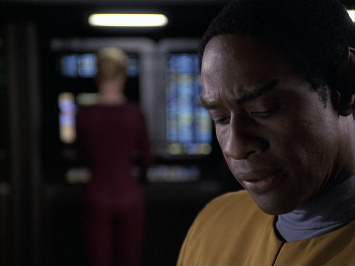 extant_StarTrek_VOY_6x15-Tsunkatse_03483.jpg