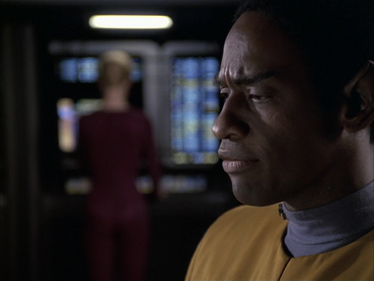 extant_StarTrek_VOY_6x15-Tsunkatse_03490.jpg