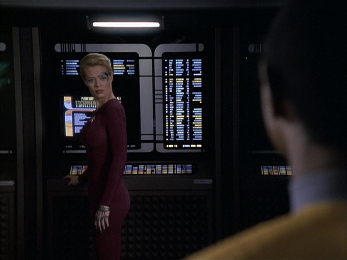 extant_StarTrek_VOY_6x15-Tsunkatse_03499.jpg