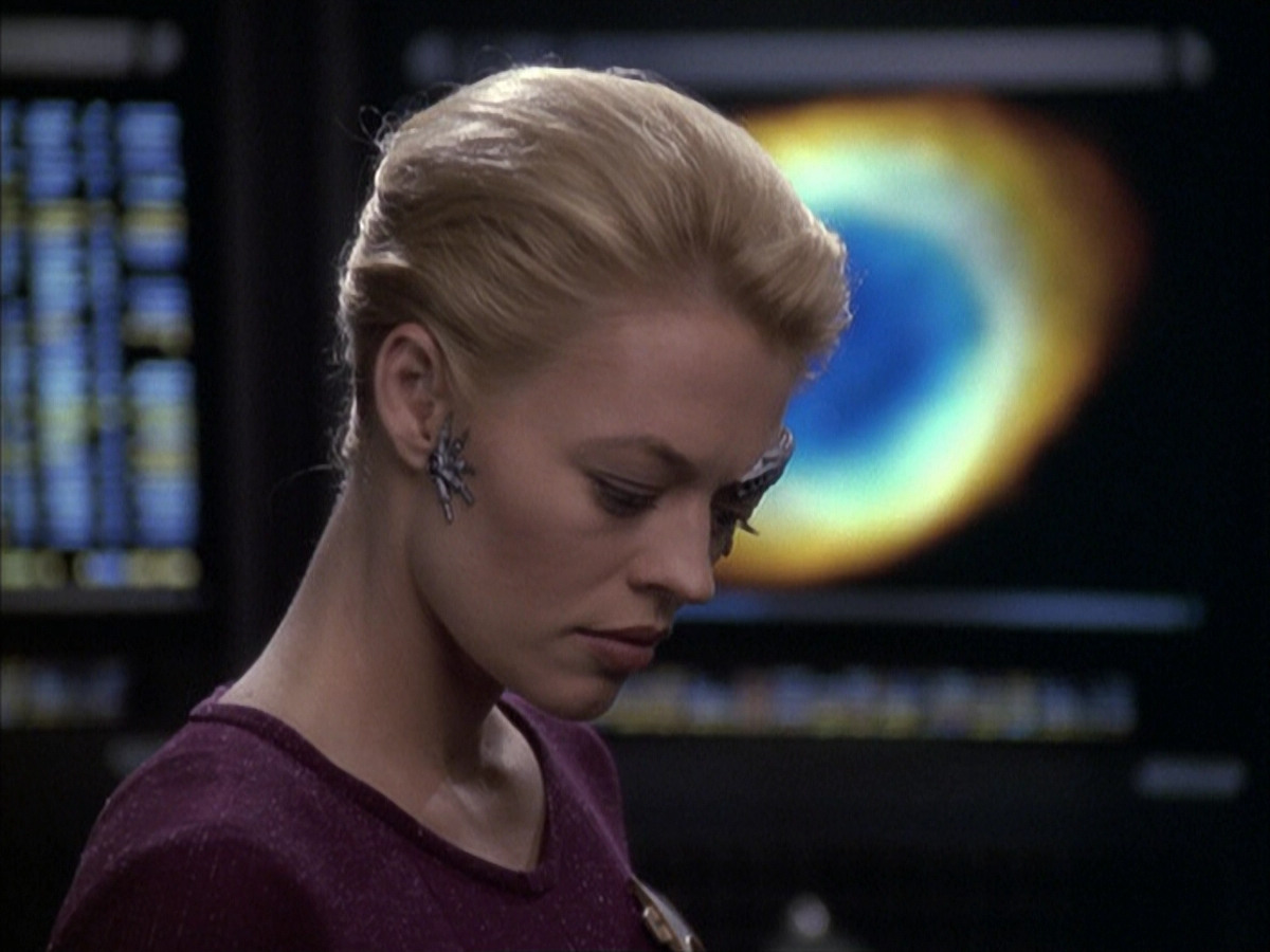 extant_StarTrek_VOY_6x15-Tsunkatse_03629.jpg