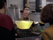 extant_StarTrek_VOY_6x15-Tsunkatse_00478.jpg