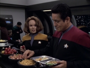 Filename=extant_StarTrek_VOY_6x15-Tsunkatse_00528.jpg
Filesize=178KiB
Dimensions=1200x900
Date added=Jan 02, 2020 extant_StarTrek_VOY_6x15-Tsunkatse_00528.jpg