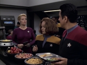 Filename=extant_StarTrek_VOY_6x15-Tsunkatse_00532.jpg
Filesize=185KiB
Dimensions=1200x900
Date added=Jan 02, 2020 extant_StarTrek_VOY_6x15-Tsunkatse_00532.jpg