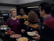 Filename=extant_StarTrek_VOY_6x15-Tsunkatse_00536.jpg
Filesize=184KiB
Dimensions=1200x900
Date added=Jan 02, 2020 extant_StarTrek_VOY_6x15-Tsunkatse_00536.jpg