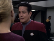 extant_StarTrek_VOY_6x15-Tsunkatse_00575.jpg