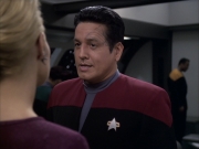 extant_StarTrek_VOY_6x15-Tsunkatse_00576.jpg