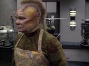 extant_StarTrek_VOY_6x15-Tsunkatse_00588.jpg