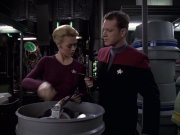 extant_StarTrek_VOY_6x15-Tsunkatse_00600.jpg