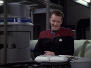 extant_StarTrek_VOY_6x15-Tsunkatse_00654.jpg