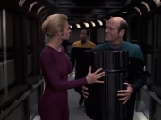 extant_StarTrek_VOY_6x15-Tsunkatse_00751.jpg