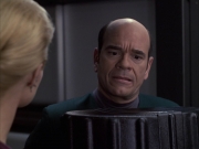 extant_StarTrek_VOY_6x15-Tsunkatse_00758.jpg