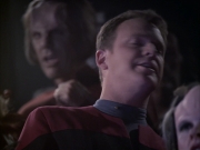 extant_StarTrek_VOY_6x15-Tsunkatse_01650.jpg