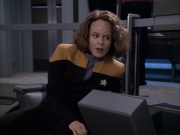 extant_StarTrek_VOY_6x15-Tsunkatse_01655.jpg