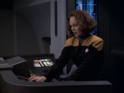 extant_StarTrek_VOY_6x15-Tsunkatse_01706.jpg