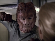 extant_StarTrek_VOY_6x15-Tsunkatse_02320.jpg