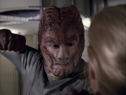 extant_StarTrek_VOY_6x15-Tsunkatse_02323.jpg