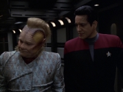 Filename=extant_StarTrek_VOY_6x15-Tsunkatse_02400.jpg
Filesize=152KiB
Dimensions=1200x900
Date added=Jan 02, 2020 extant_StarTrek_VOY_6x15-Tsunkatse_02400.jpg