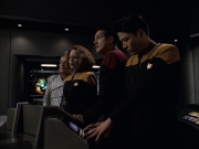 Filename=extant_StarTrek_VOY_6x15-Tsunkatse_02489.jpg
Filesize=157KiB
Dimensions=1200x900
Date added=Jan 02, 2020 extant_StarTrek_VOY_6x15-Tsunkatse_02489.jpg