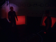 extant_StarTrek_VOY_6x15-Tsunkatse_02792.jpg