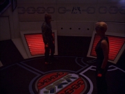extant_StarTrek_VOY_6x15-Tsunkatse_02801.jpg