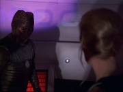 extant_StarTrek_VOY_6x15-Tsunkatse_02808.jpg