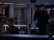 extant_StarTrek_VOY_6x15-Tsunkatse_02865.jpg