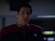 extant_StarTrek_VOY_6x15-Tsunkatse_02870.jpg