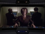 extant_StarTrek_VOY_6x15-Tsunkatse_02905.jpg