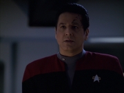 extant_StarTrek_VOY_6x15-Tsunkatse_02916.jpg