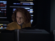 extant_StarTrek_VOY_6x15-Tsunkatse_02994.jpg