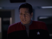 extant_StarTrek_VOY_6x15-Tsunkatse_03012.jpg