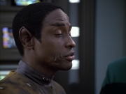 extant_StarTrek_VOY_6x15-Tsunkatse_03016.jpg