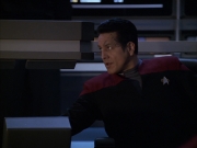Filename=extant_StarTrek_VOY_6x15-Tsunkatse_03110.jpg
Filesize=129KiB
Dimensions=1200x900
Date added=Jan 02, 2020 extant_StarTrek_VOY_6x15-Tsunkatse_03110.jpg