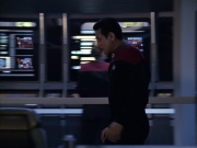 extant_StarTrek_VOY_6x15-Tsunkatse_03210.jpg