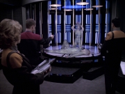 extant_StarTrek_VOY_6x15-Tsunkatse_03274.jpg
