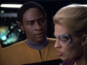 Filename=extant_StarTrek_VOY_6x15-Tsunkatse_03568.jpg
Filesize=153KiB
Dimensions=1200x900
Date added=Jan 02, 2020 extant_StarTrek_VOY_6x15-Tsunkatse_03568.jpg