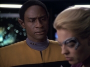 Filename=extant_StarTrek_VOY_6x15-Tsunkatse_03605.jpg
Filesize=150KiB
Dimensions=1200x900
Date added=Jan 02, 2020 extant_StarTrek_VOY_6x15-Tsunkatse_03605.jpg