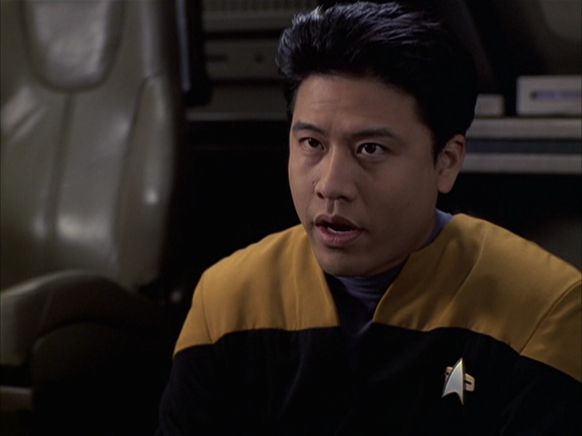 extant_StarTrek_VOY_6x16-Collective_00048.jpg