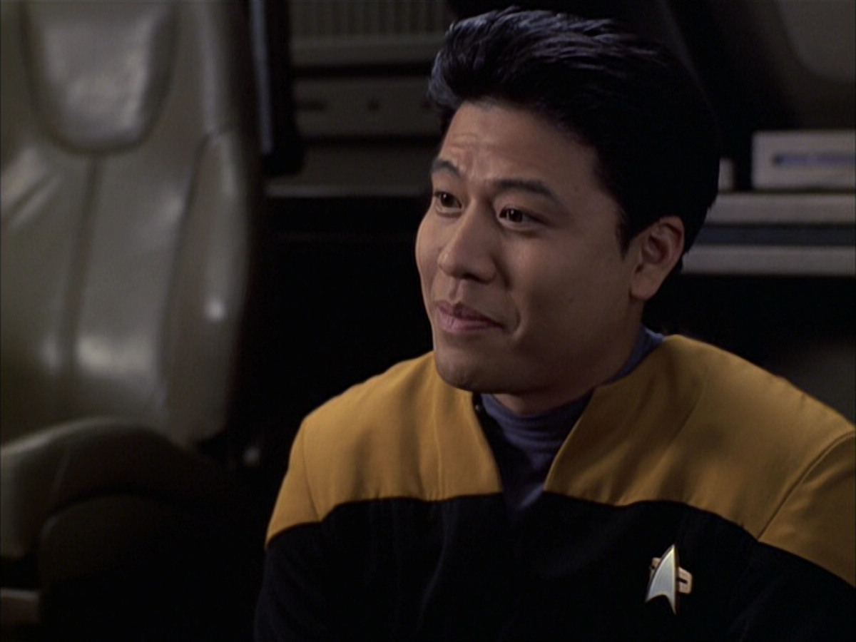 extant_StarTrek_VOY_6x16-Collective_00072.jpg