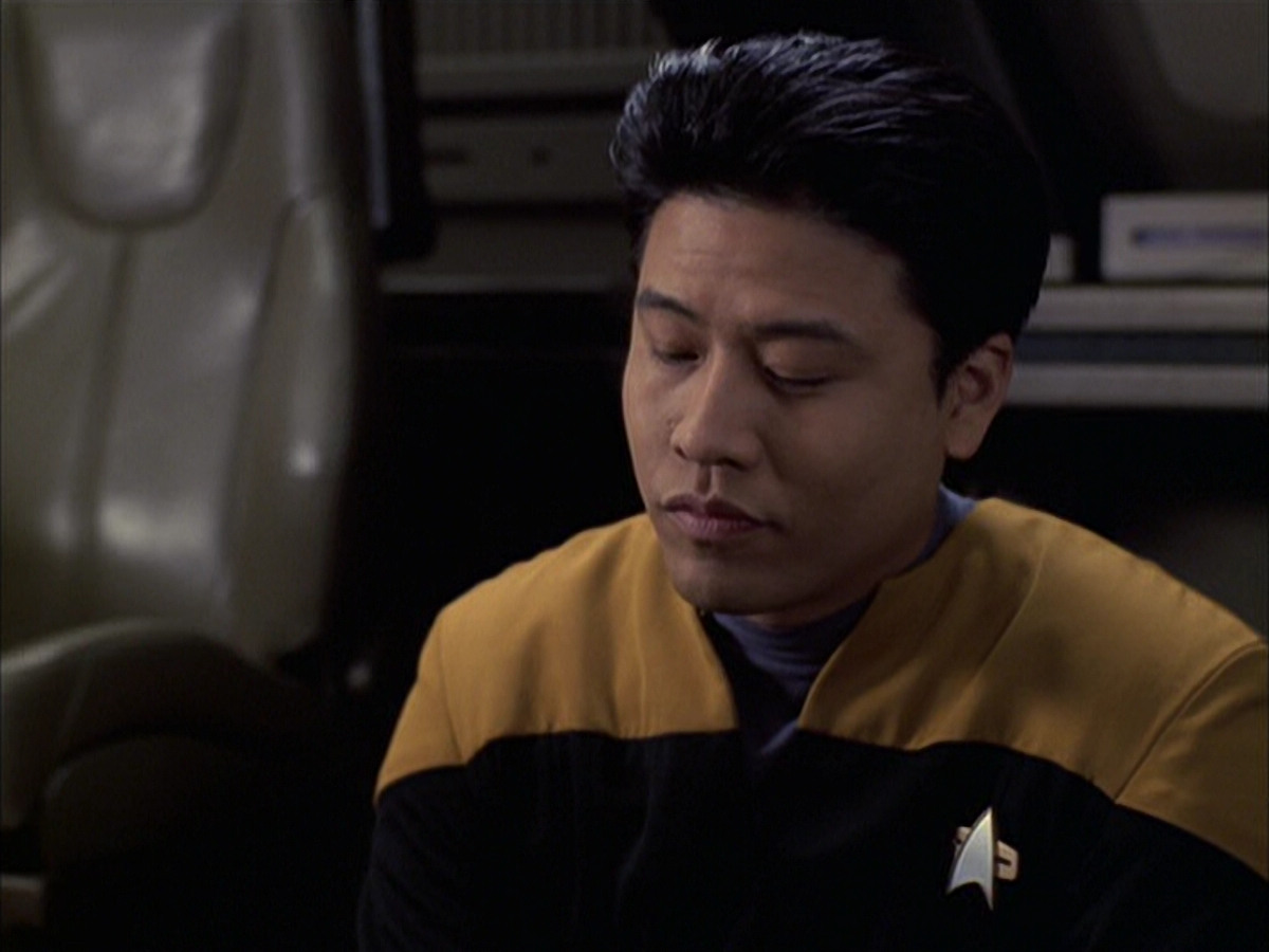 extant_StarTrek_VOY_6x16-Collective_00105.jpg