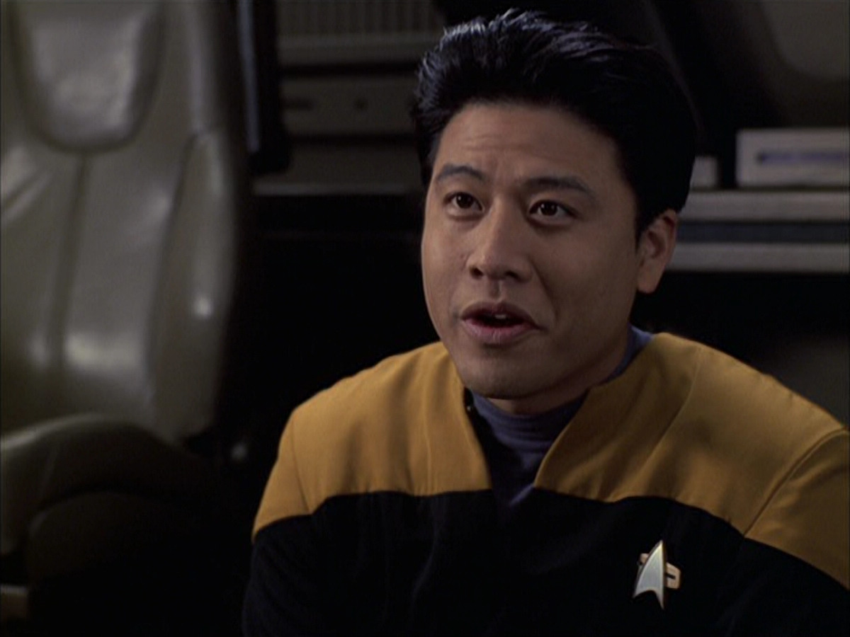 extant_StarTrek_VOY_6x16-Collective_00106.jpg
