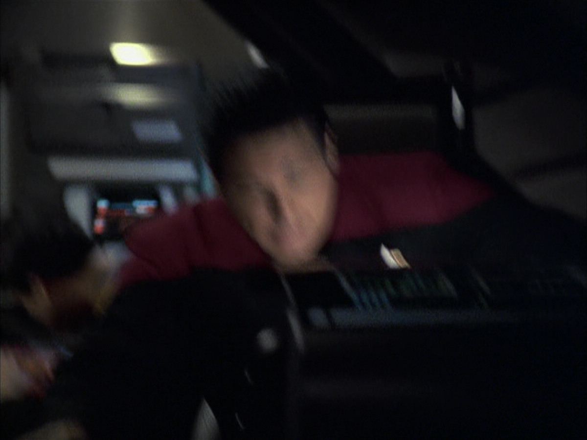 extant_StarTrek_VOY_6x16-Collective_00295.jpg