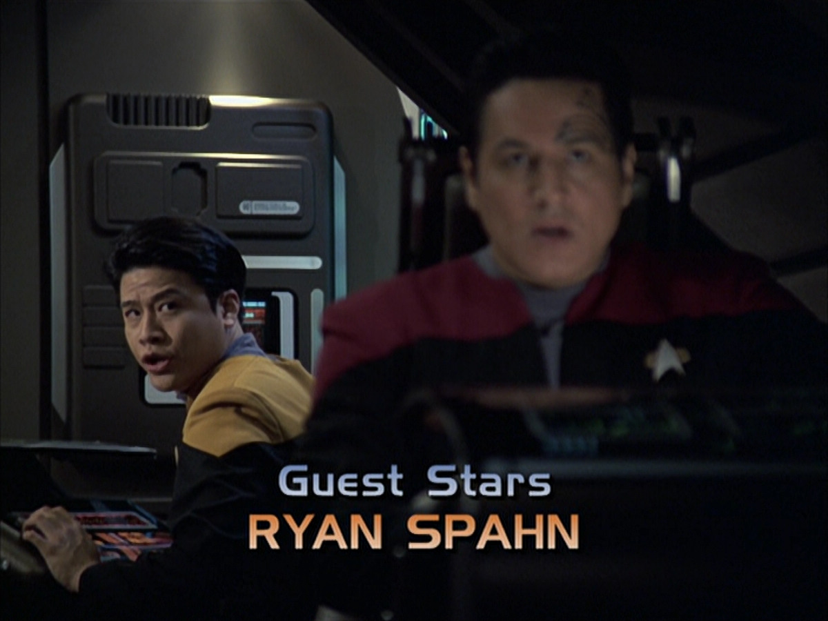 extant_StarTrek_VOY_6x16-Collective_00305.jpg