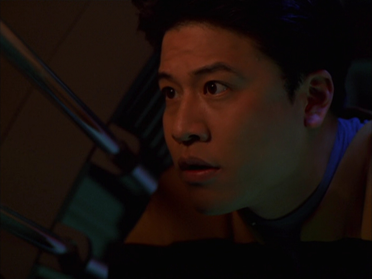 extant_StarTrek_VOY_6x16-Collective_00382.jpg