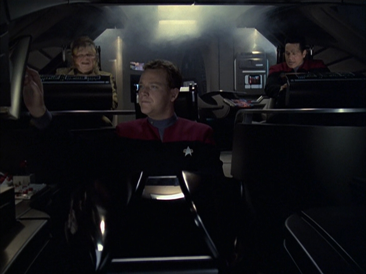 extant_StarTrek_VOY_6x16-Collective_00387.jpg