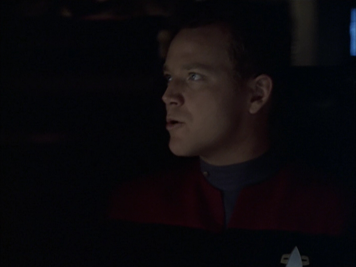 extant_StarTrek_VOY_6x16-Collective_00397.jpg
