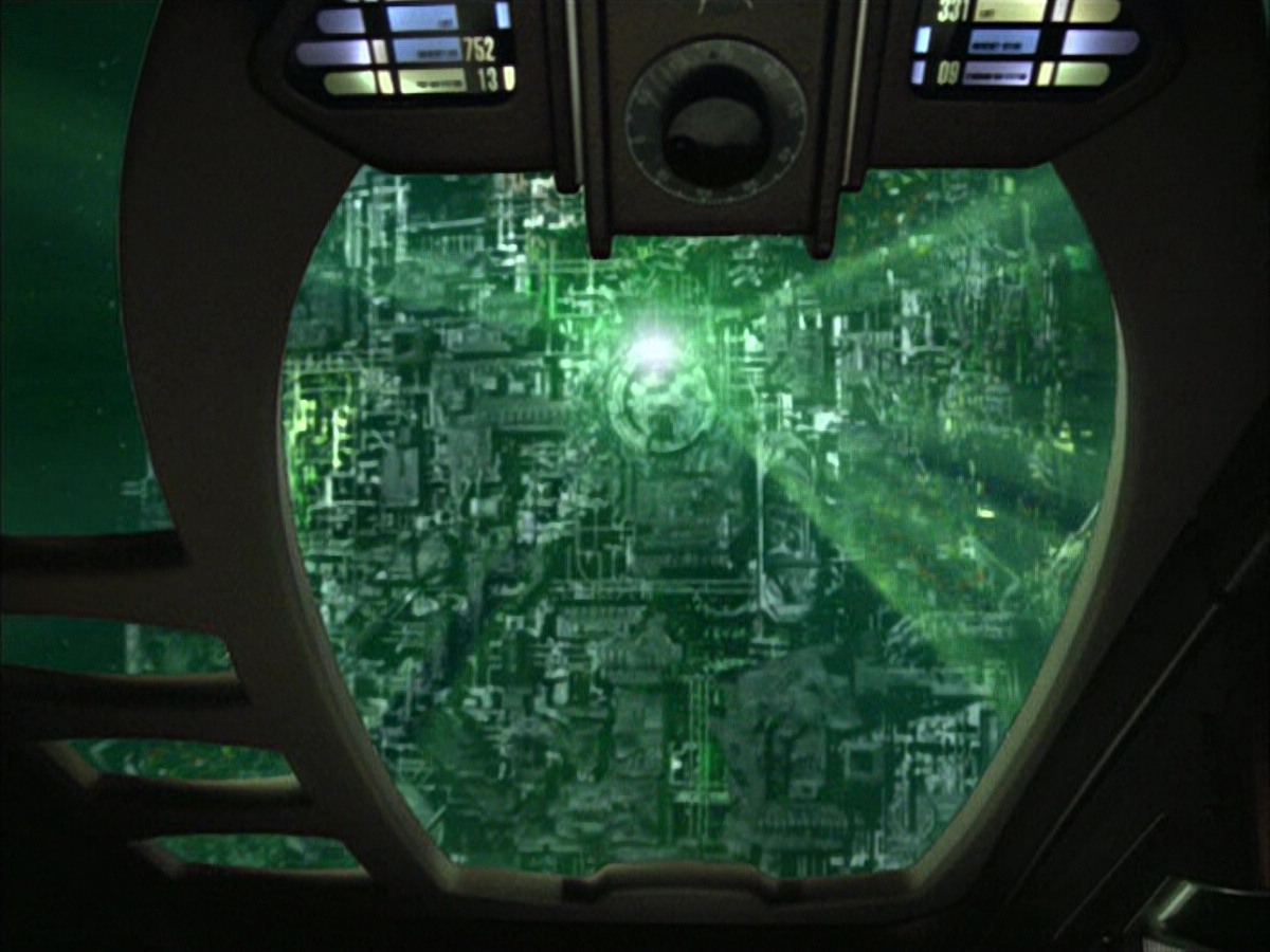 extant_StarTrek_VOY_6x16-Collective_00402.jpg